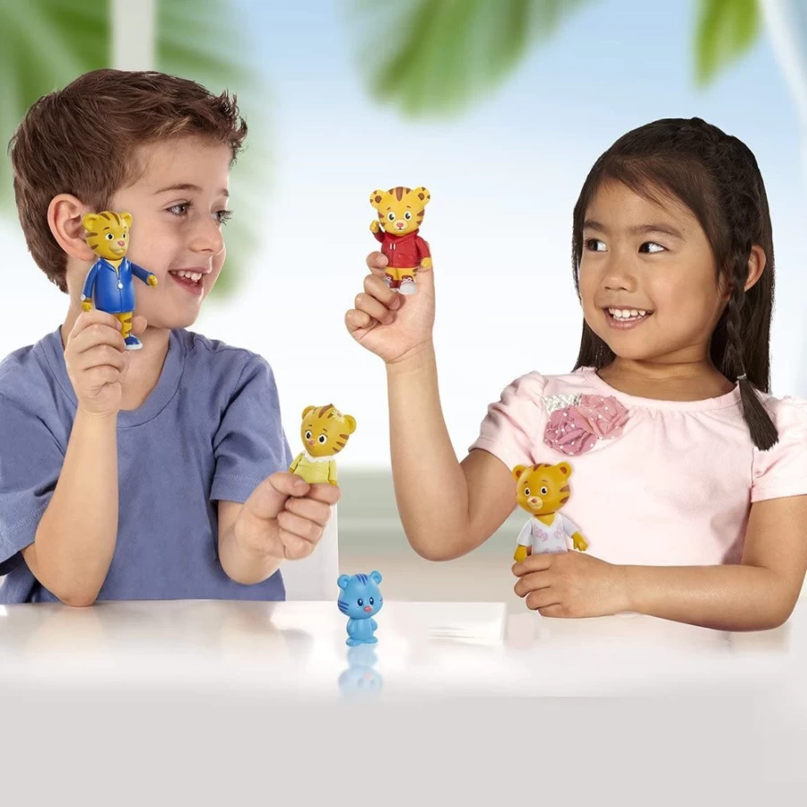 "Jack Logo Friends TV Show Collectible Figure Set - Official Merchandise"